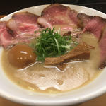 名古屋コーチンの純製鶏白湯
