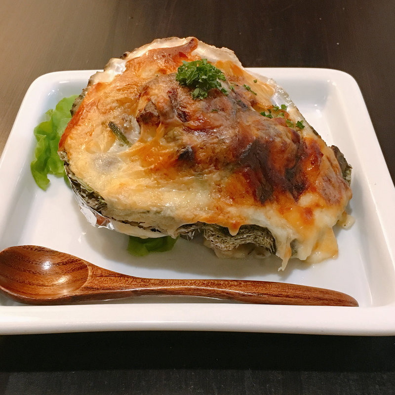 フローレンス風 牡蠣のグラタン(パーラーペコペコ)