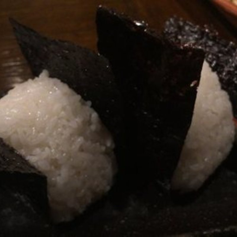 ”自家栽培”「ヒノヒカリ」の塩おにぎり(瑠璃庵 （るりあん）)