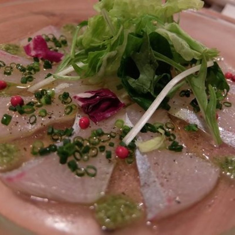 カンパチのカルパッチョ(イナロ食堂 )