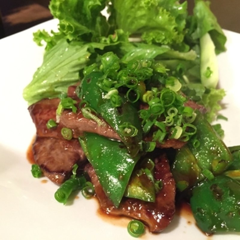 牛ハツとピーマンのたれ焼き(まんじぇ )