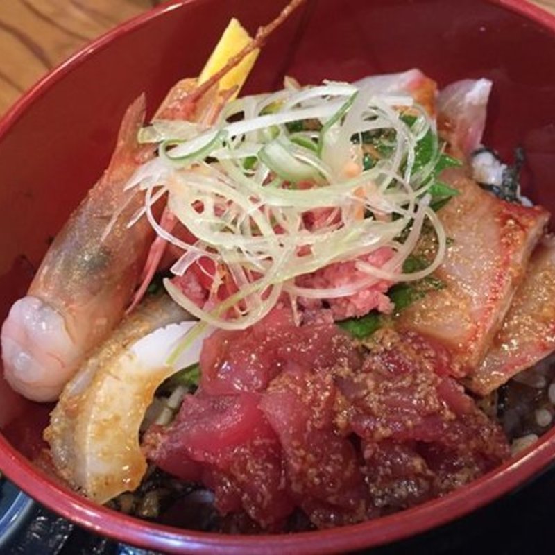本日の海鮮丼(花季 )