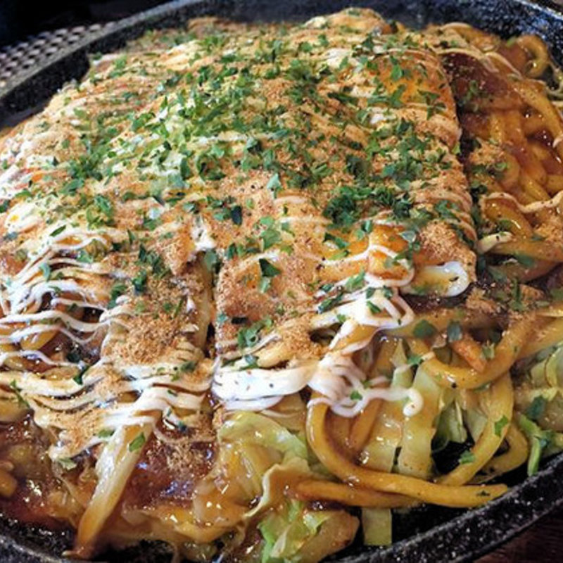 豚玉のモダン焼き（そば）(笑々 （ゲラゲラ）)