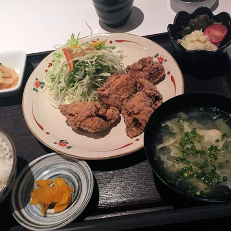 唐揚げランチ(串ダイニング　笑家)
