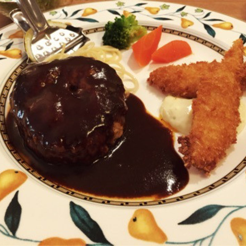 Aランチ(洋食屋ナカシマ)