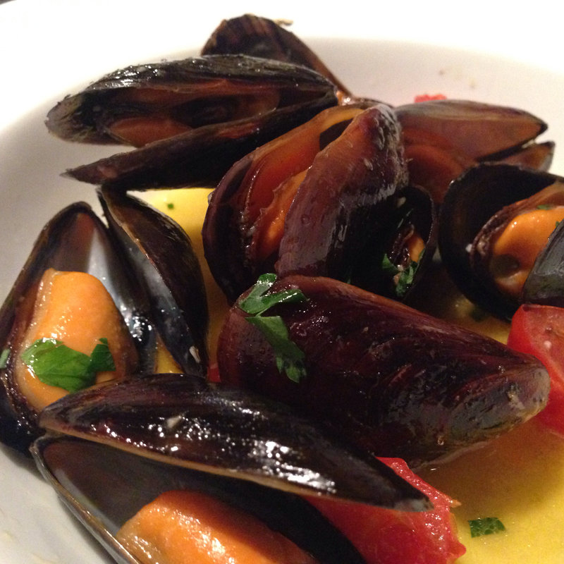 ムール貝の白ワイン蒸し(パシオン.エ.ナチュール新大阪店)