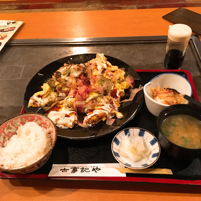 おこのみ豚玉定食(古事記や)