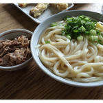 肉うどん(香川屋本店 綾川店 （かがわやほんてん）)
