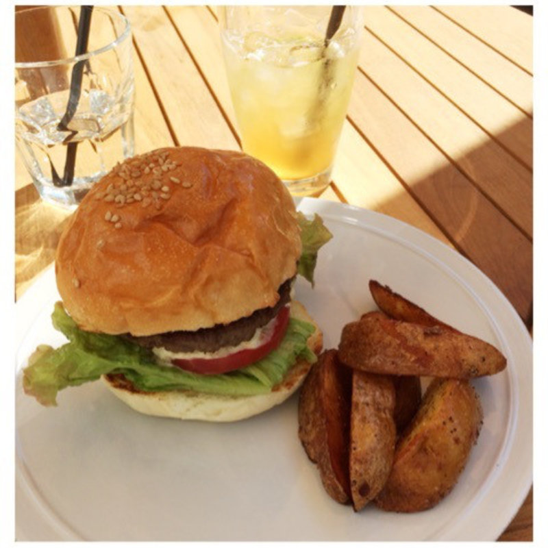 ハンバーガー(Organic Burger Kitchen 心斎橋OPA店 （オーガニック バーガー キッチン ）)
