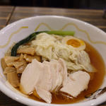 ワンタン麺(香港屋台 カンフーキッチン カレッタ汐留店)