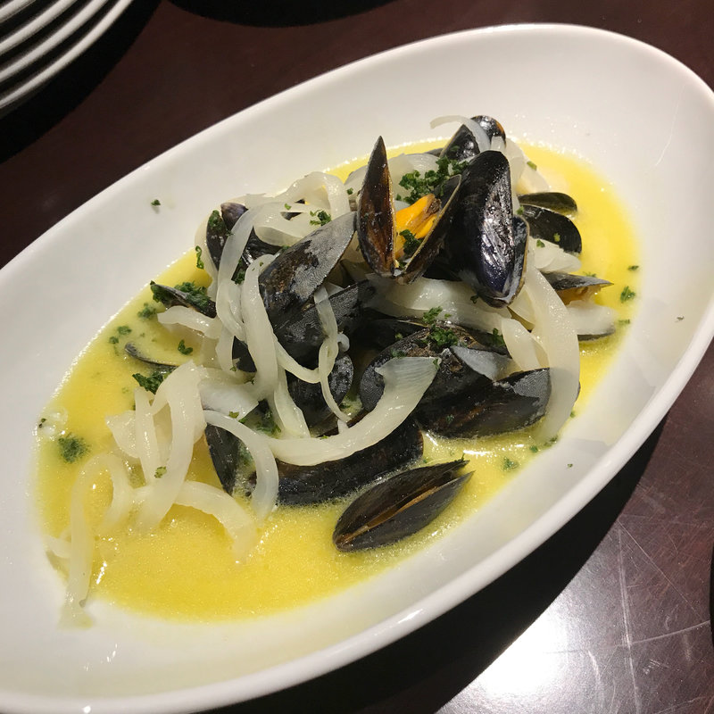 フランス産ムール貝(明治屋ワイン亭)