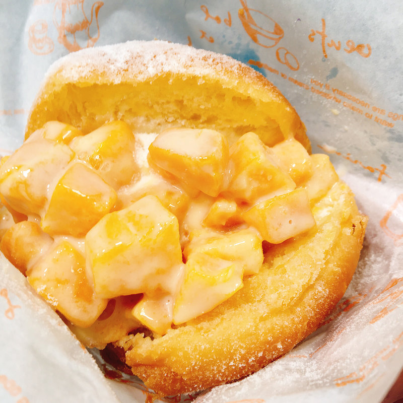 フローズンフルーツアイスドーナツマンゴー(BRUGGE洛北 （ブルージュラクホク）)