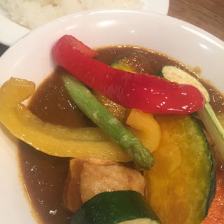 野菜たっぷり◎オフィス街西新宿でヘルシーフードを食べよう！