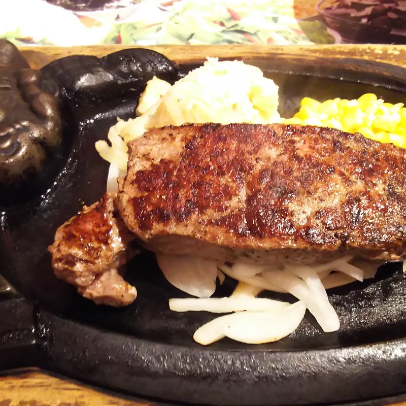 ローストサーロインステーキセット（200g）(ステーキハウス ブロンコビリー高津久末店)