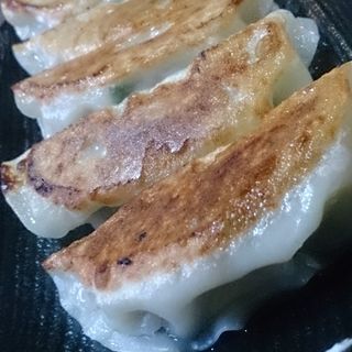 焼き餃子(中華料理 源)