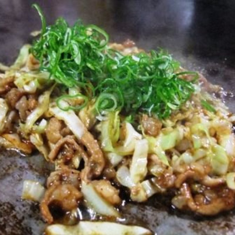 ホルモン焼き(山本まんぼ （やまもとまんぼ）)