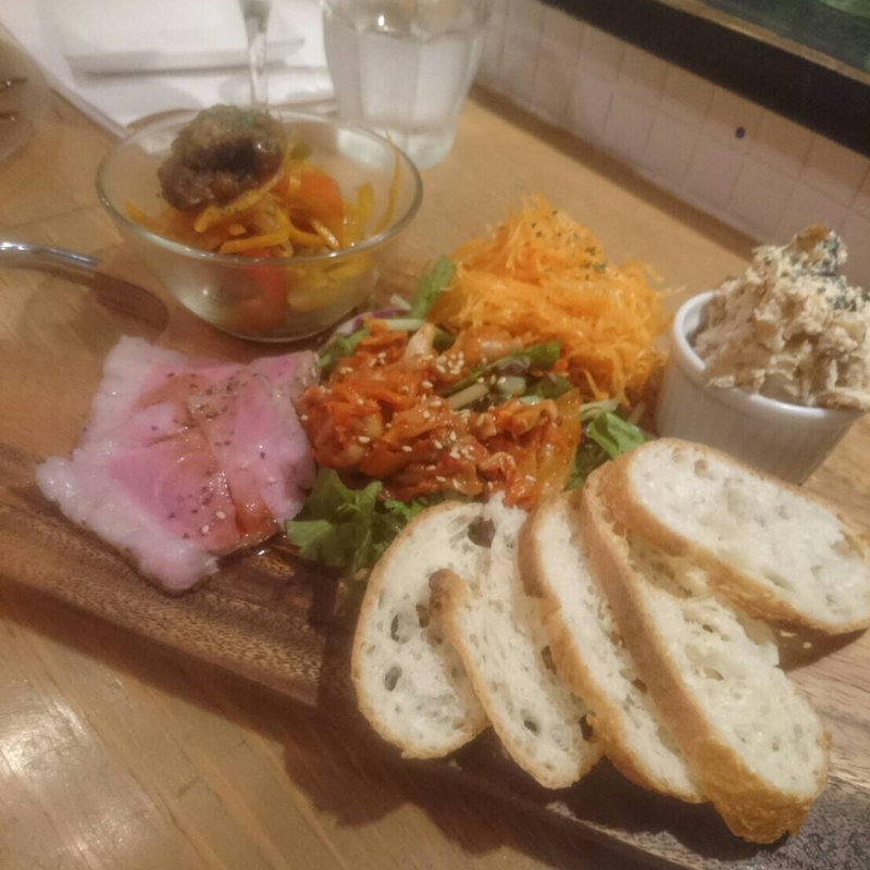 シャルキュトリー盛り合わせ(ニクバルダカラ 大崎)