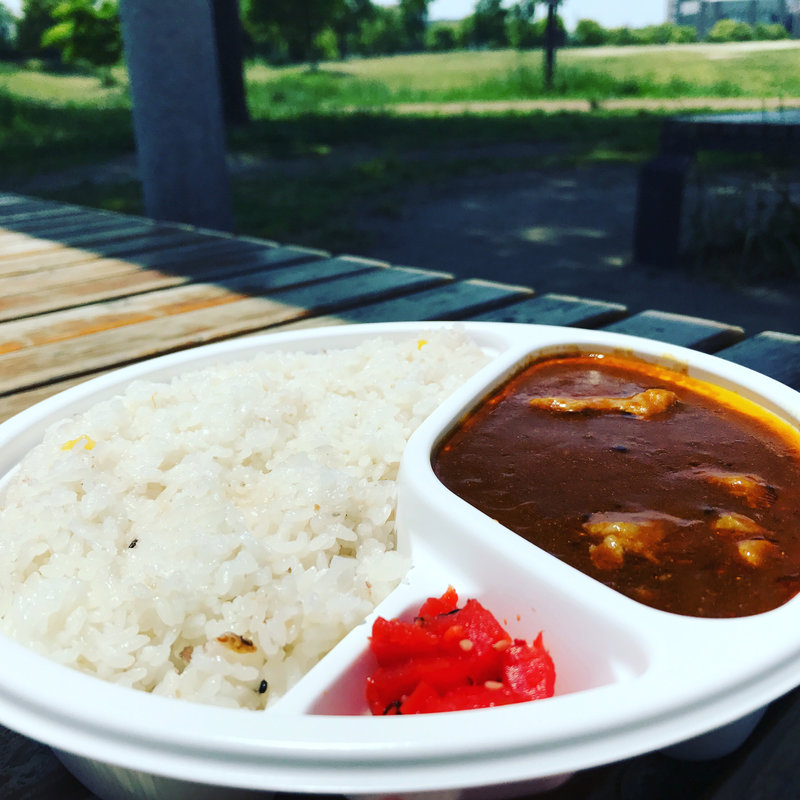 牛すじカレー (KURAU)