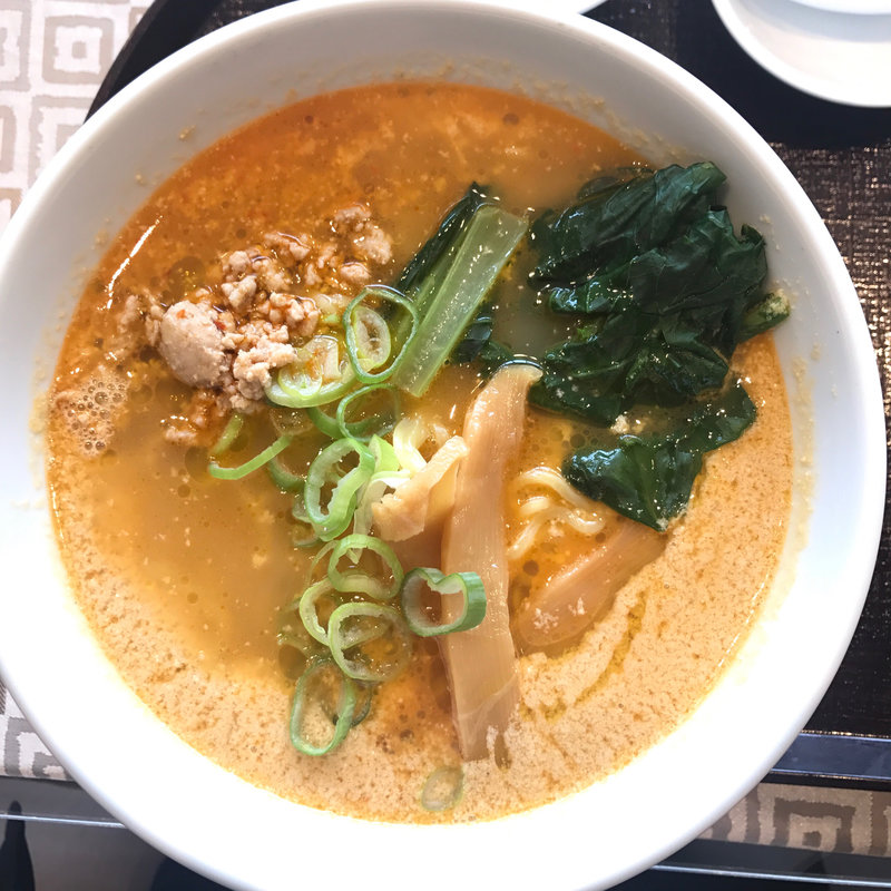 担々麺セット(横浜中華街・中華料理 梅蘭 KITTE博多店)