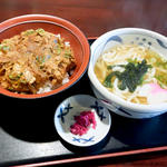 カツ丼定食(鳥坂うどん （とっさかうどん）)