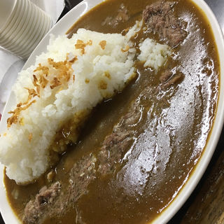 牛すじカレーライス 並盛(牛すじカレー 小さなカレー家 大久保店)