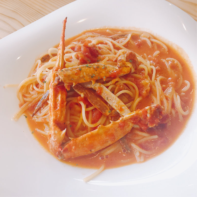 渡りガニのトマトクリームパスタ(グリーントゥモロー （GREEN TOMORROW）)