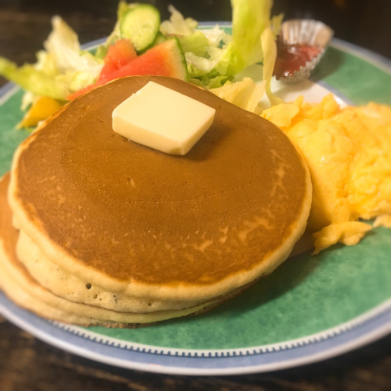 ホットケーキセット スクランブルエッグ(花時計 （はなどけい）)