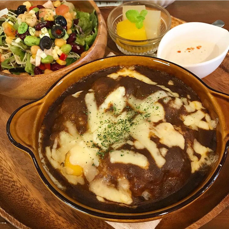 焼きカレーのリッチランチプレート(Mogu-Mogu Cafe)