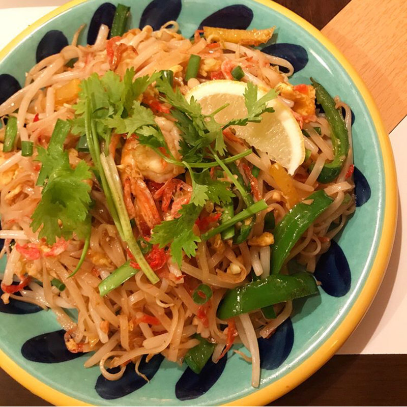 パッタイ(タイの焼きそば)(ＰＡＲＩＢＡＲ)