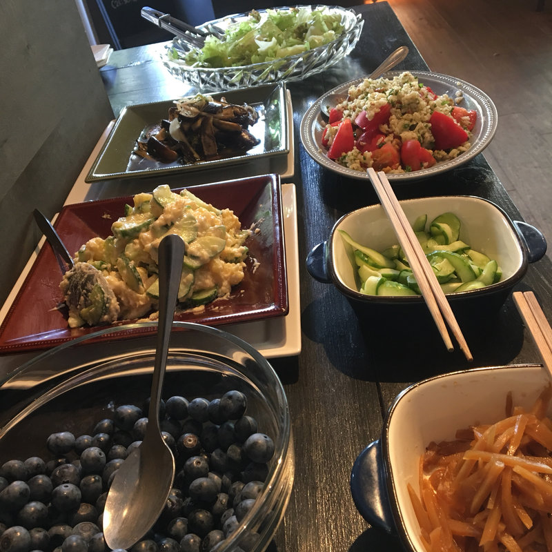 季節の自家製サラダバー(こころデリ)