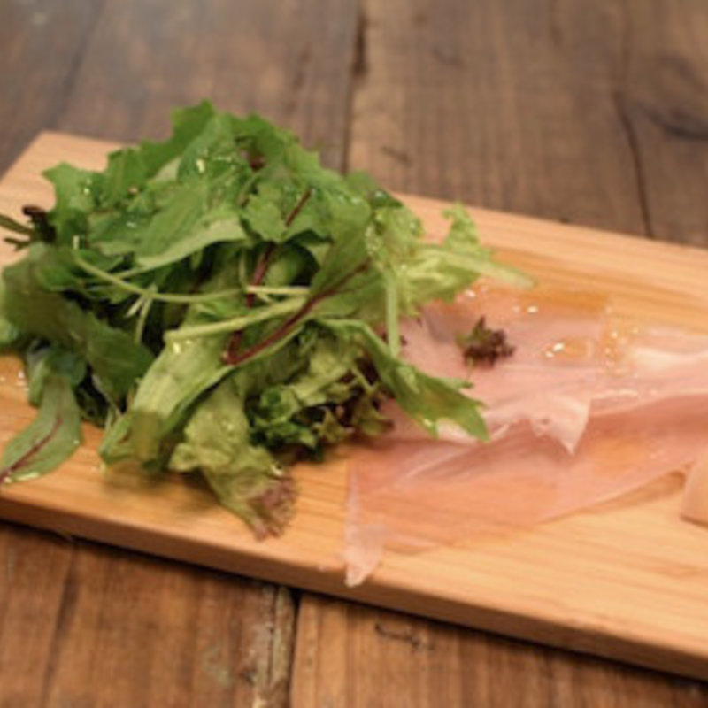 生ハムとグリーンサラダ(Italian Kitchen VANSAN)