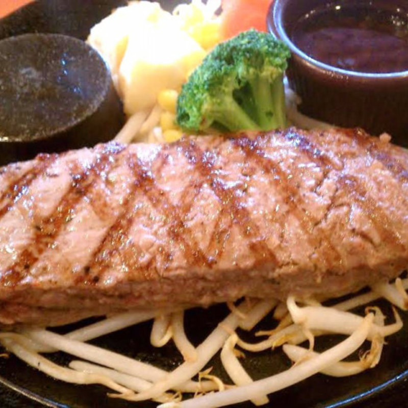 弾力バーグステーキランチ180㌘(弾力ハンバーグ カウベル みつわ台店)