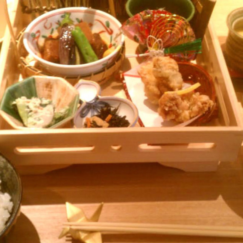 鶏と豚のお肉御膳(gihey)