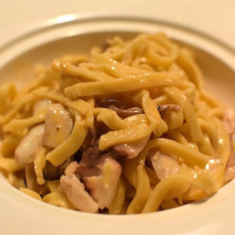 白身魚ときのこのクリームパスタ(Bistro ヨシミチ)