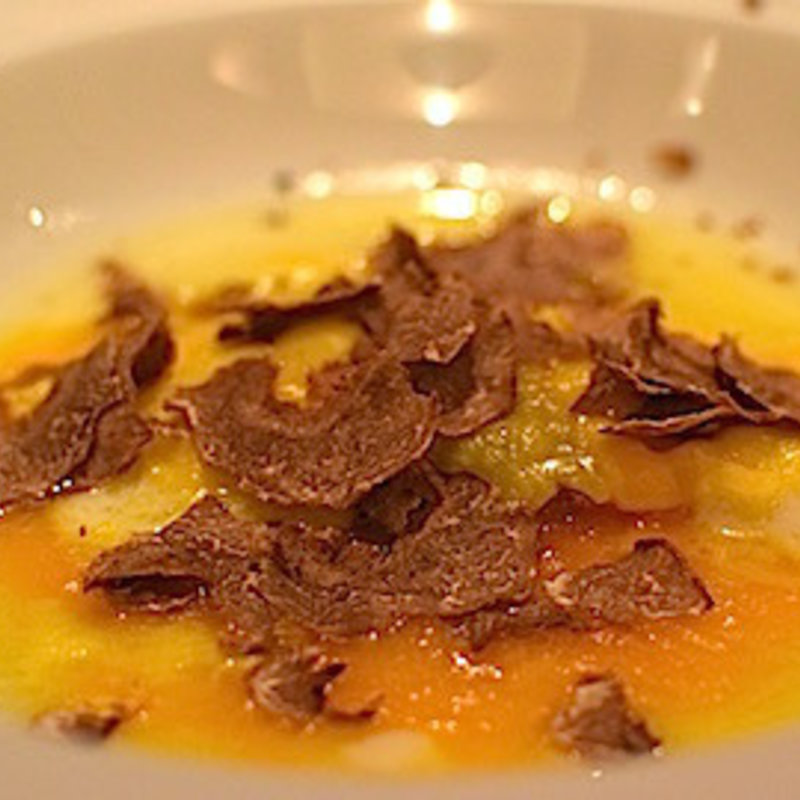 ラビオローネのアルバ産白トリュフかけ(トルッキオ )