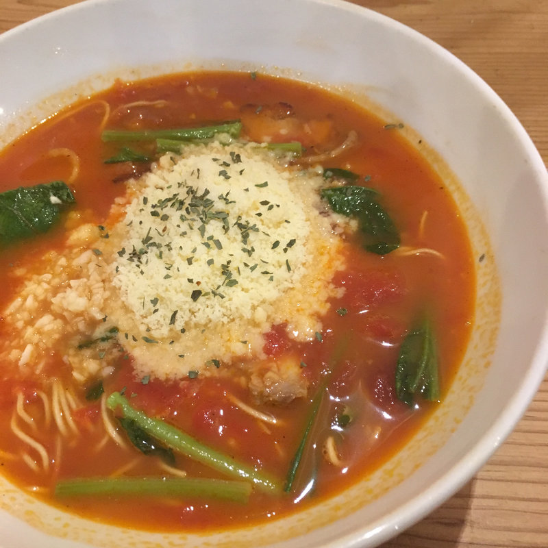 とまとラーメン（チーズ）(麺屋とまと 国分店 )