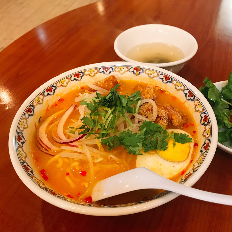 ラクサ（中華麺orビーフン）(チャオチャオバンブー 神宮前店)