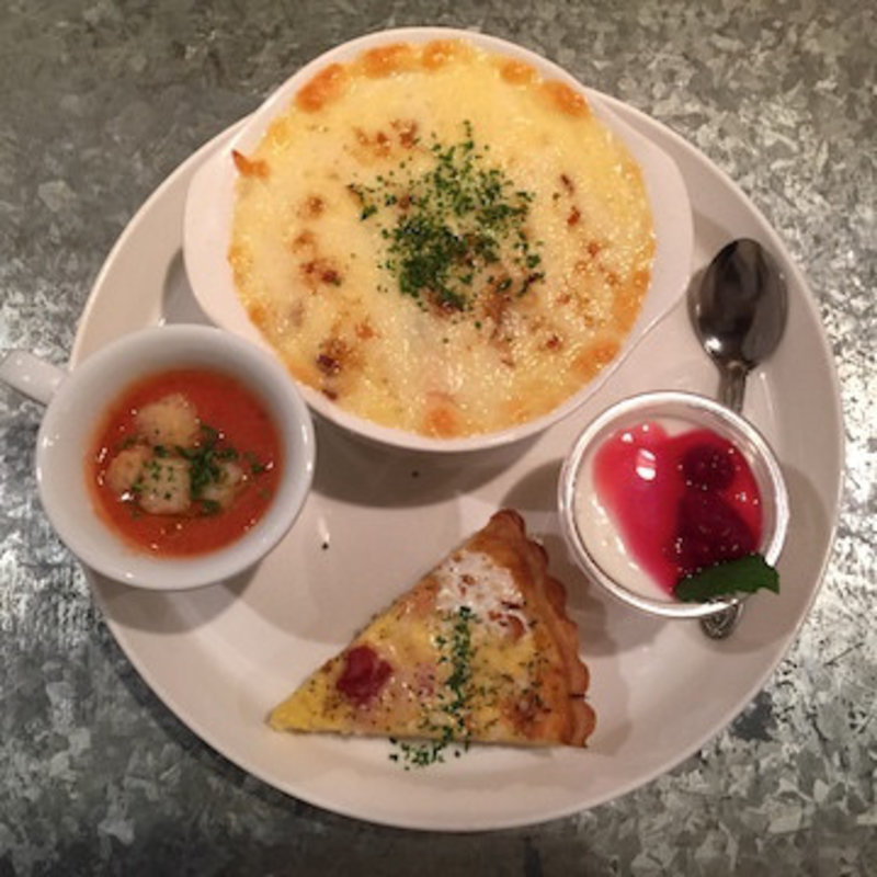 サーモンのマカロニグラタン(ザンク )