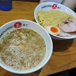 鶏煮込みつけ麺(ラーメン人生JET 600)