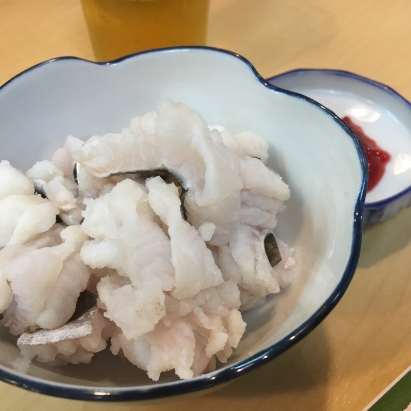 ハモ湯引き(いなさ寿司)