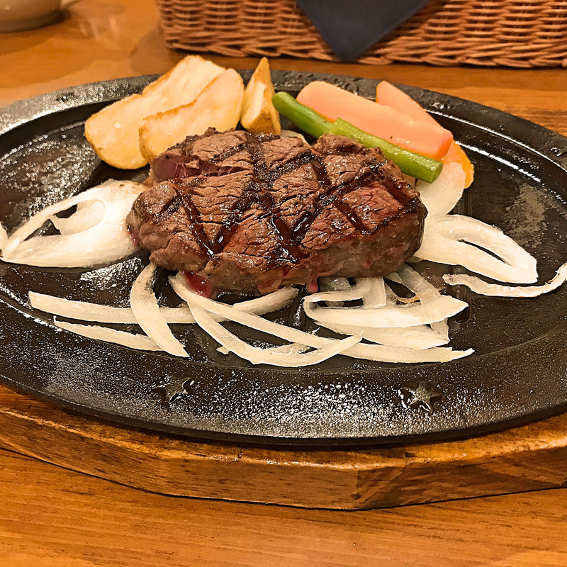 ヒレステーキ 100g(ジョリーオックス 徳山店 )