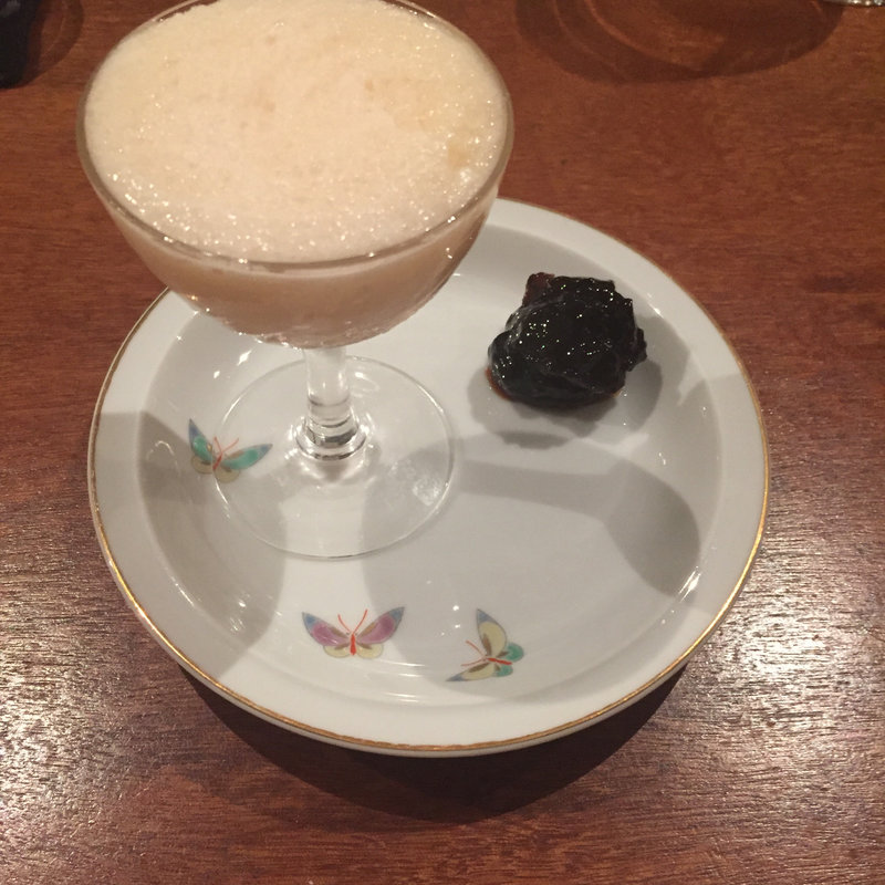 白桃のジェラート 梅の黒煮(コノ花まひろ )