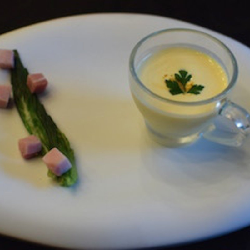 とうもろこしの冷製ひとくちポタージュ(ルヴェソンヴェール橄欖)