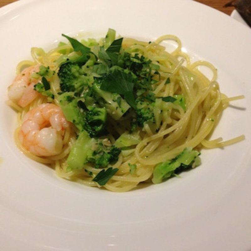 エビとブロッコリーのペペロンチーノ(トラットリア　ピッツェリア　ロジック 横浜 )