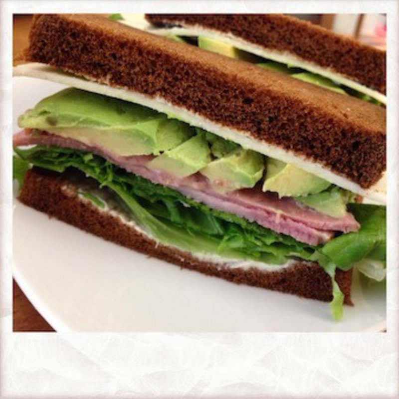 フィコ＆ポムム　サンド(F&P Smoothie Cafe 青山店)