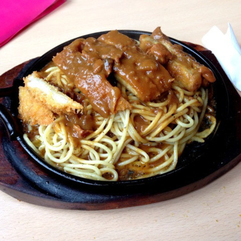 スパカツカレー(レストラン 味禄)