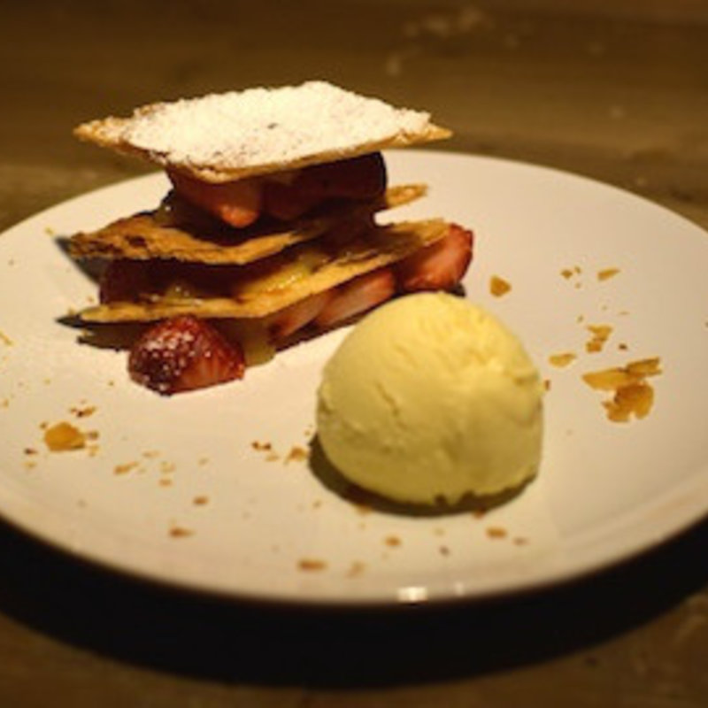 ミルフィーユ　バニラアイス添え(lumielune(ルミエルネ))