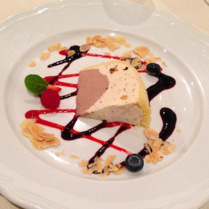 アイスケーキ(リストランテ イタリアーノ エトゥルスキ [Ristorante-italiano Etruschi])