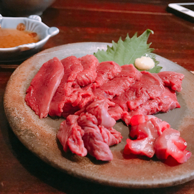 モウカザメの心臓 刺身(ラコスバー)