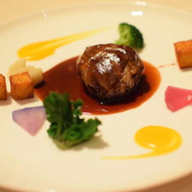 国産牛ホホ肉のブレゼ(レ ロジェ エギュスキロール 銀座三越店)